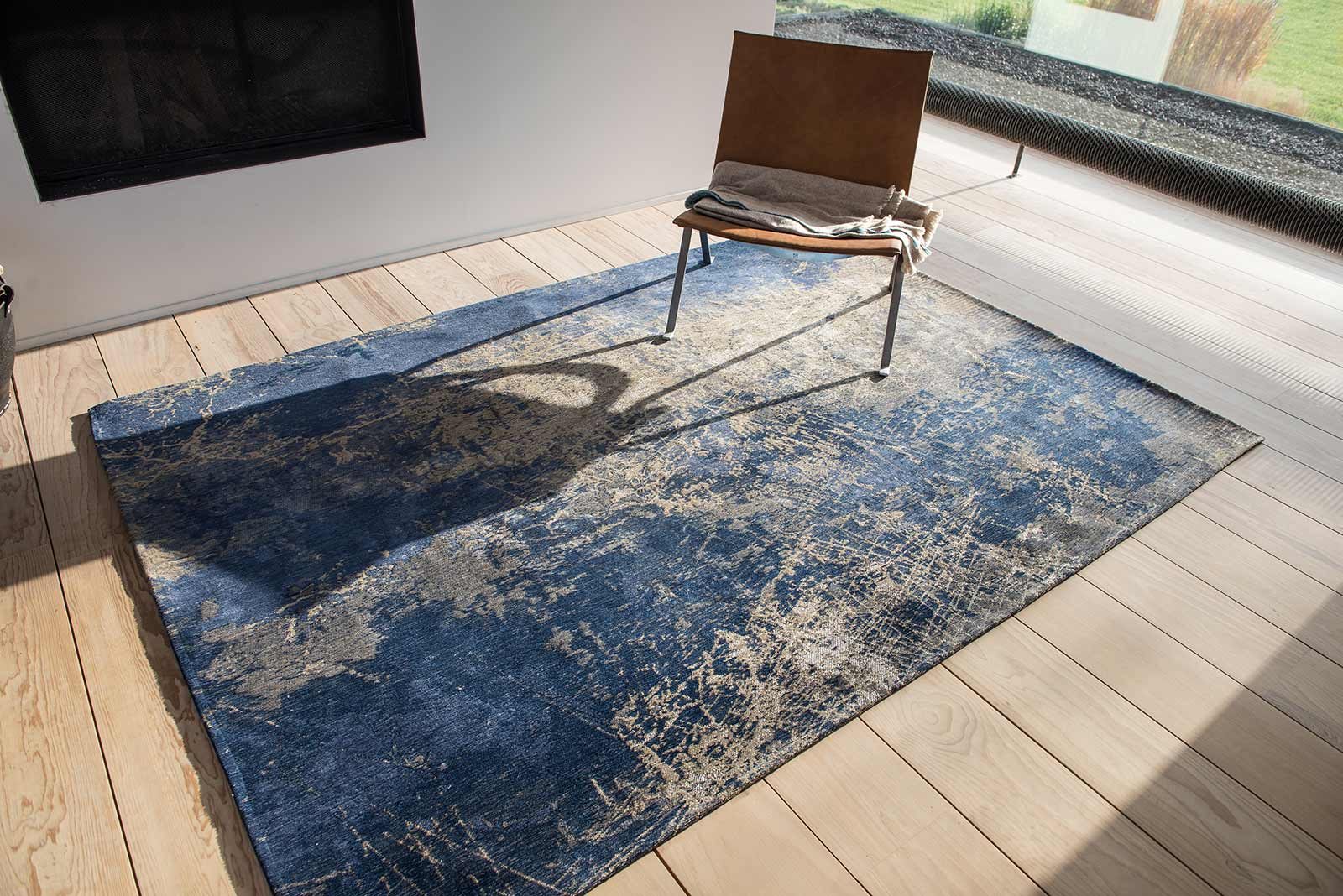 tapis Louis De Poortere CS 8629 Mad Men Cracks Abyss Blue interior 2