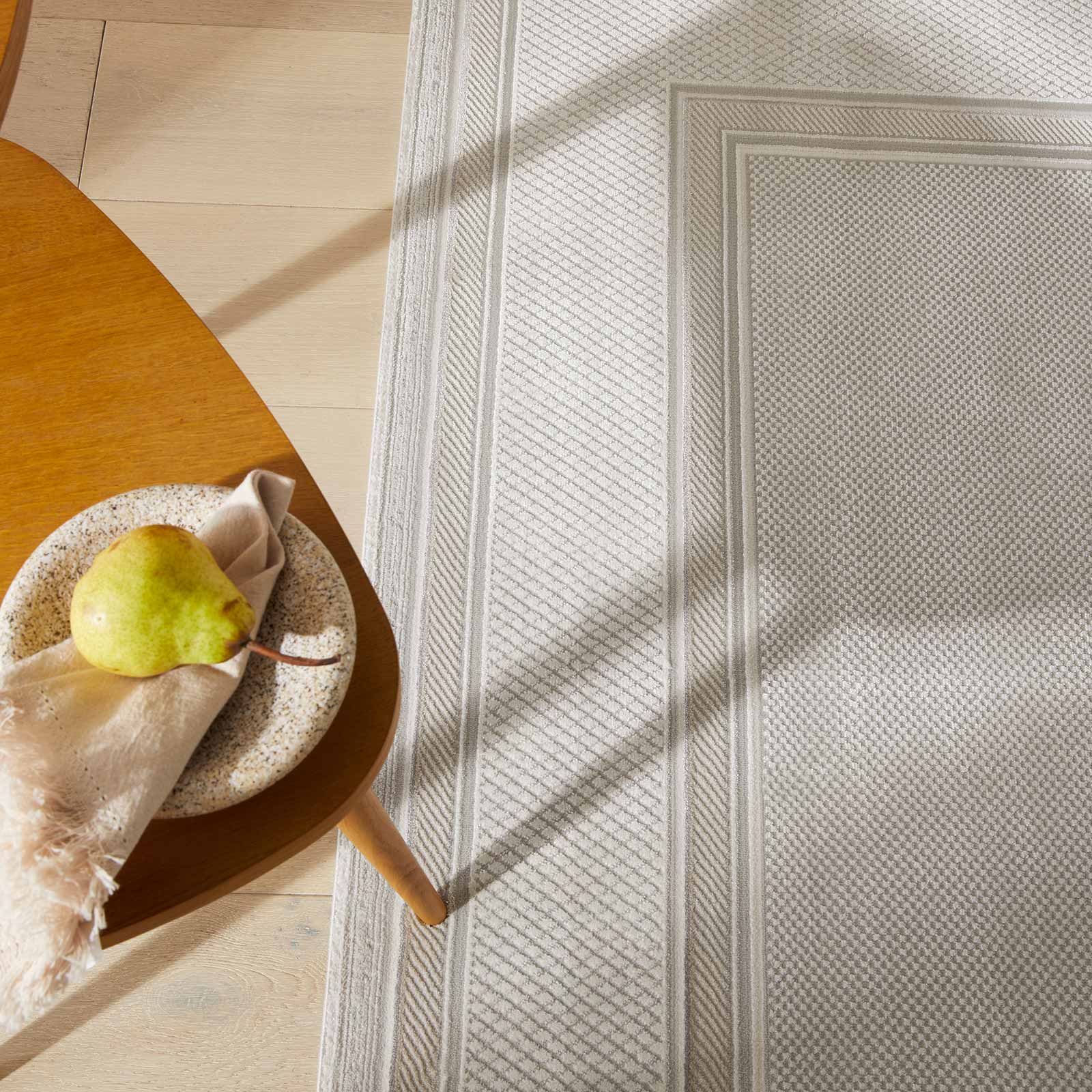 Concept Looms Tapis Olivia OLI102 GREY BEIGE Interior 2