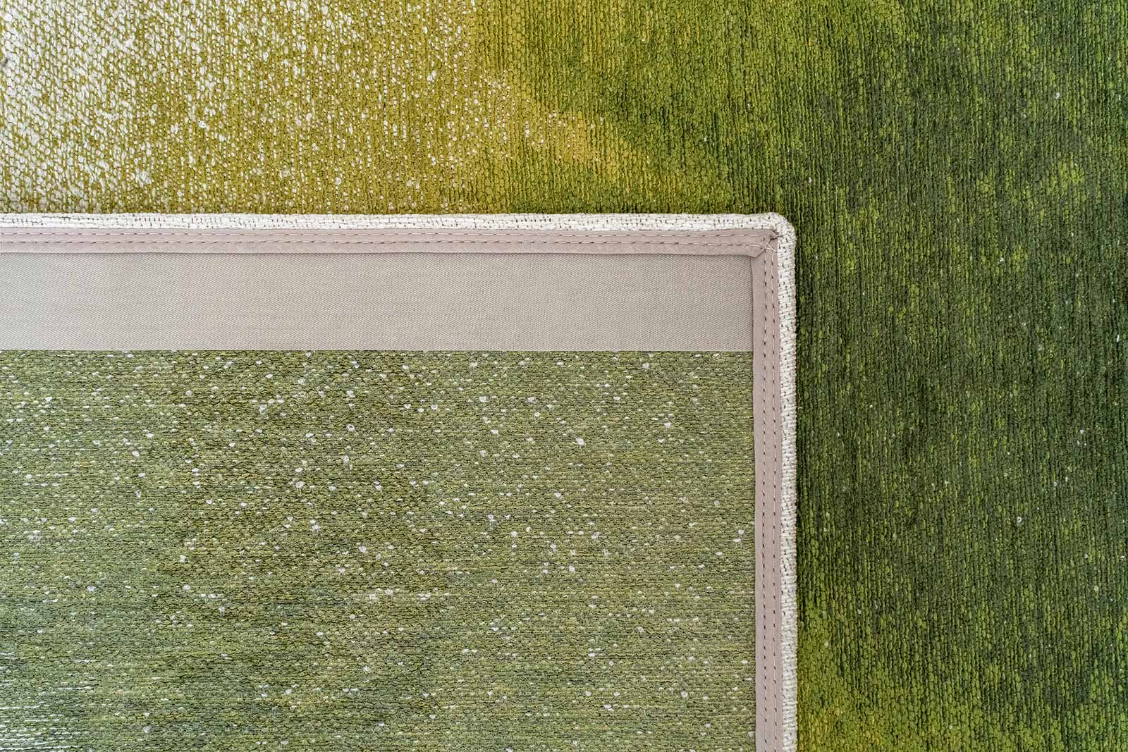 Louis De Poortere Tapis Meditation 2105 Drop Green Pepper Back